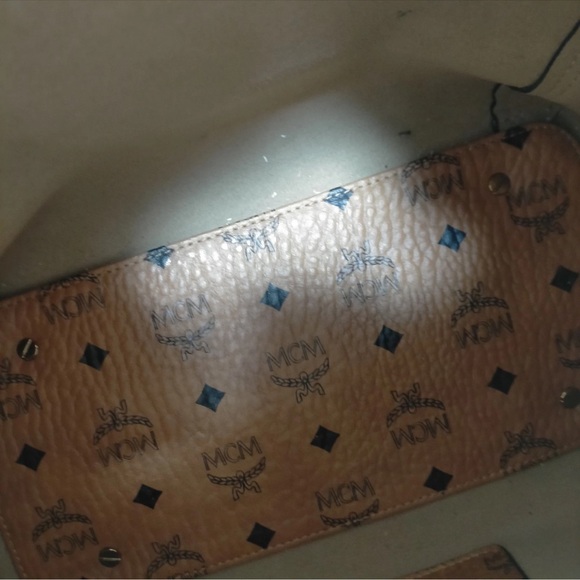 Authentic MCM Pink Leather Bucket Bag - Picture 8 of 9